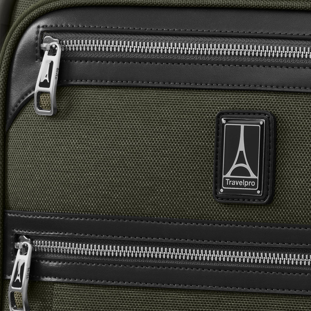 Platinum® Elite Carry-On Rollaboard®
